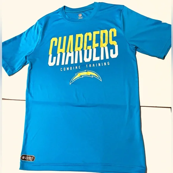 NFL New Era Team Apparel light Blue, yellow & white short sleeve t-shirt. SIZE S - Picture 1 of 10